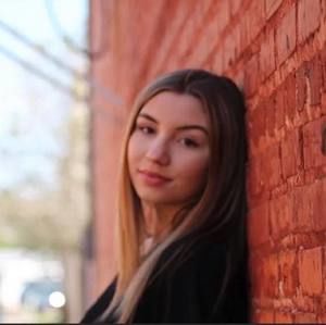 Meet your Posher, Aislin